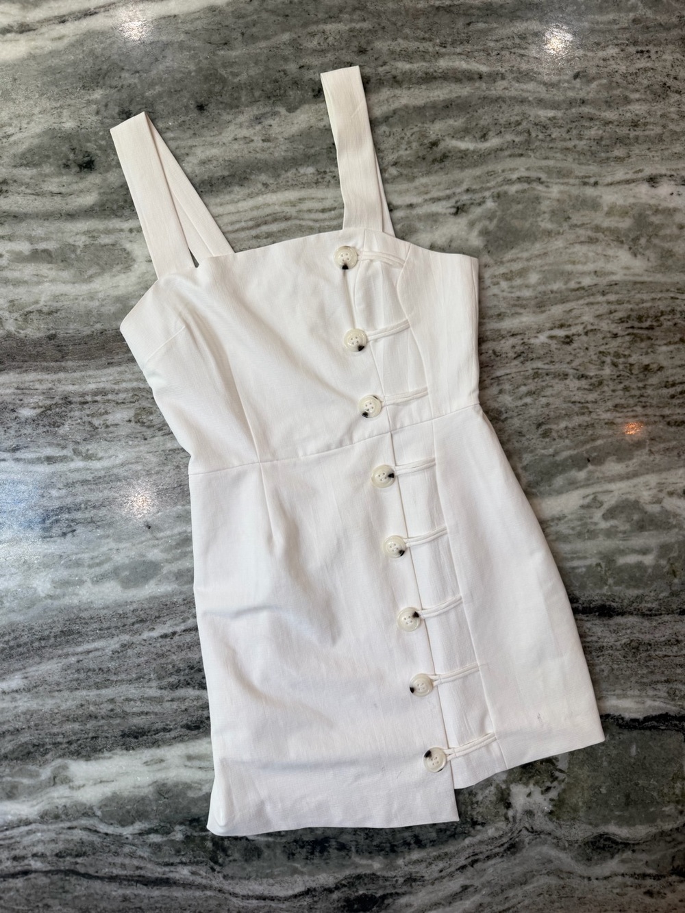 Finders Keepers Mila Ivory Button-Front Mini Dress
Size 4 - Picture 3 of 9
